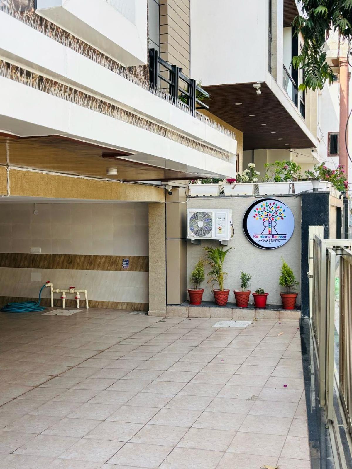 The Rainbow Retreat By Divine Hospitality Hotel Jaipur Bagian luar foto