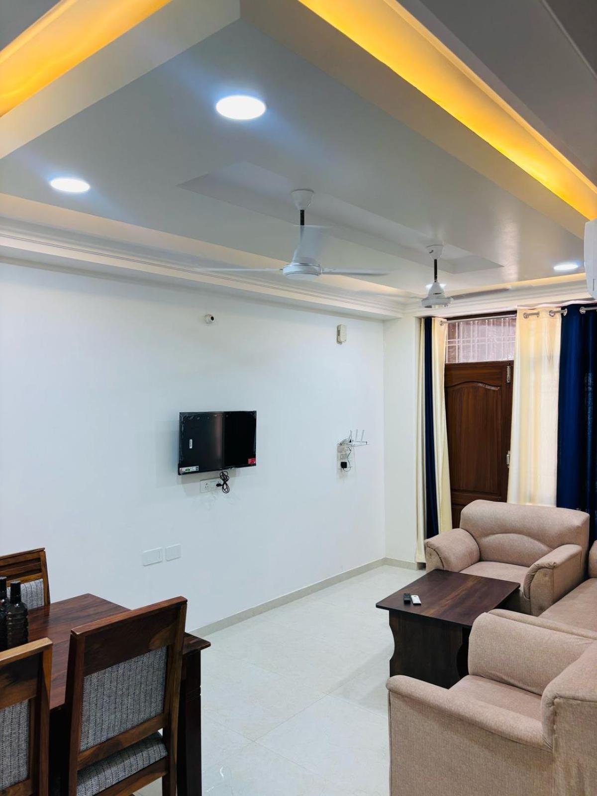 The Rainbow Retreat By Divine Hospitality Hotel Jaipur Bagian luar foto